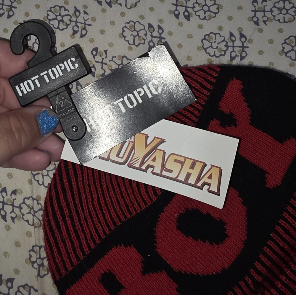 Inuyasha Sit Boy Beanie - Picture 3 of 3